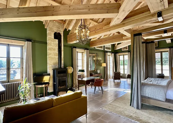Chateau Des Arpentis