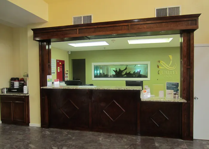 Quality Inn University Near Downtown