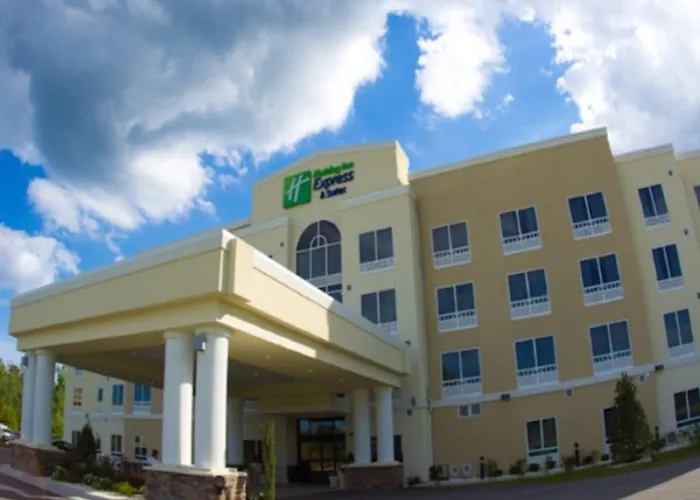 Holiday Inn Express & Suites Northwest New Bern By Ihg