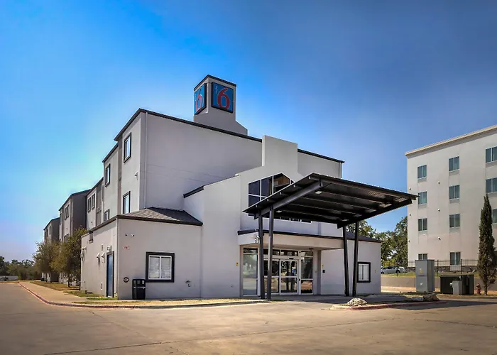 Motel 6-Cedar Park, Tx