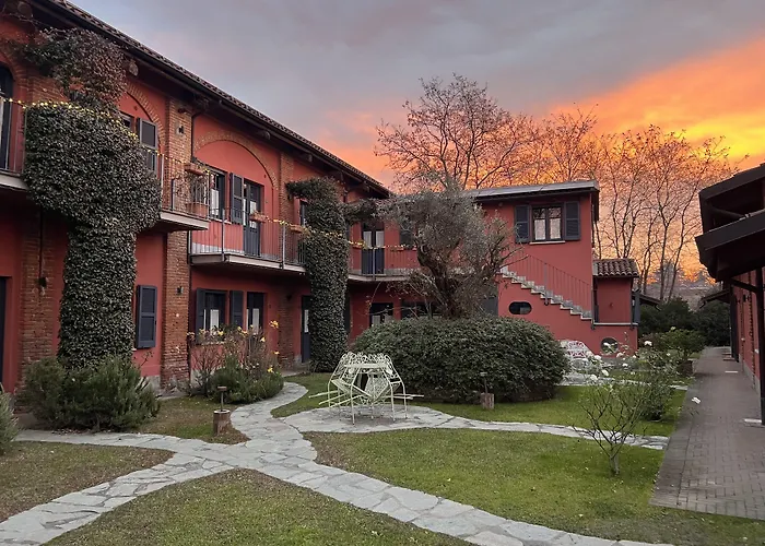 Le Serre Suites & Apartments
