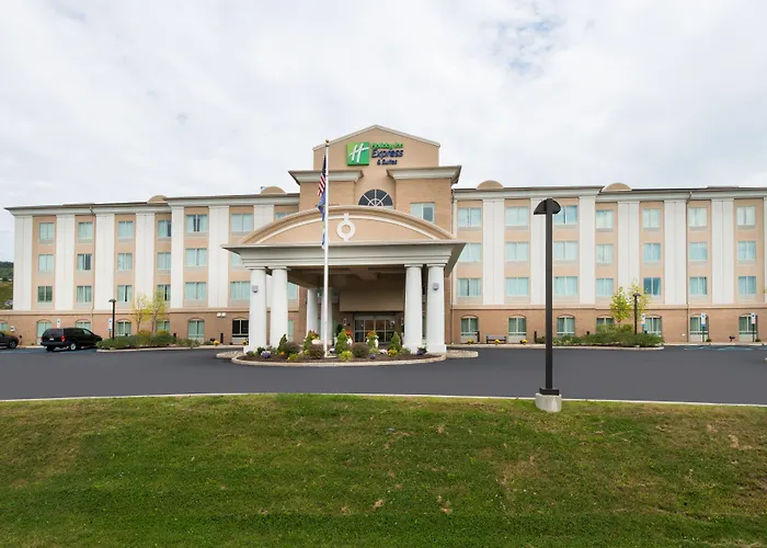 Holiday Inn Express And Suites Dickson City By Ihg