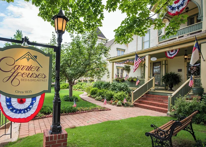Carrier Houses Bed & Breakfast