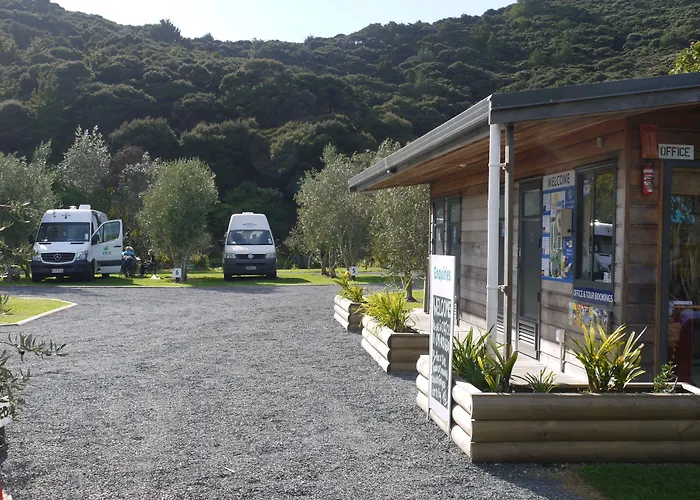 Bay Of Islands Holiday Apartments