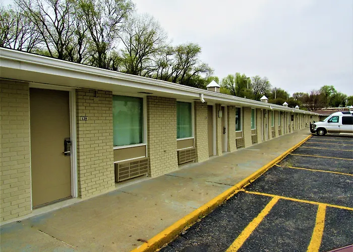 Capri Motel