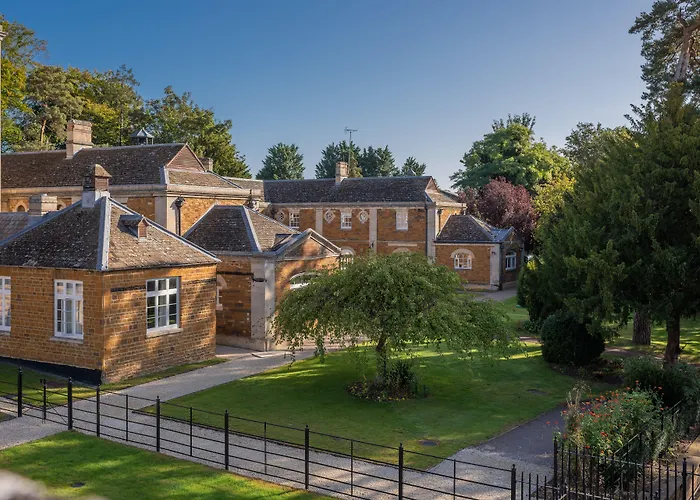 Rushton Hall Hotel And Spa