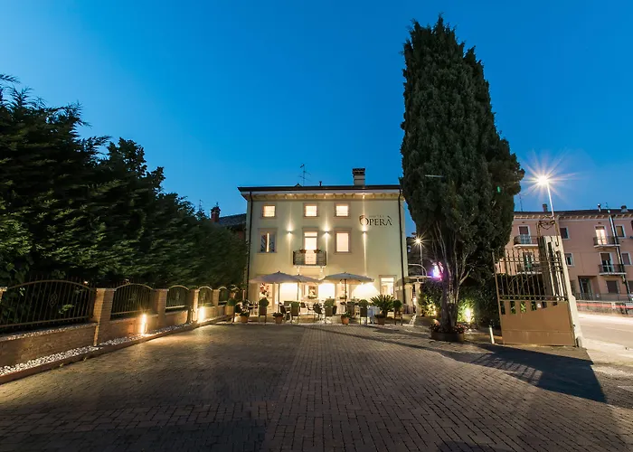 Hotel Operà