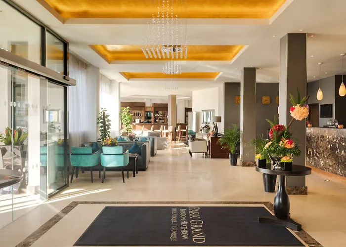 Park Grand Heathrow