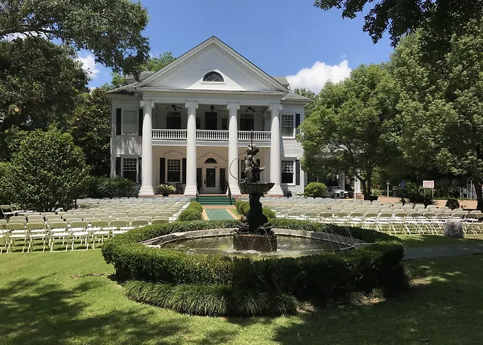 Historic Michabelle Inn