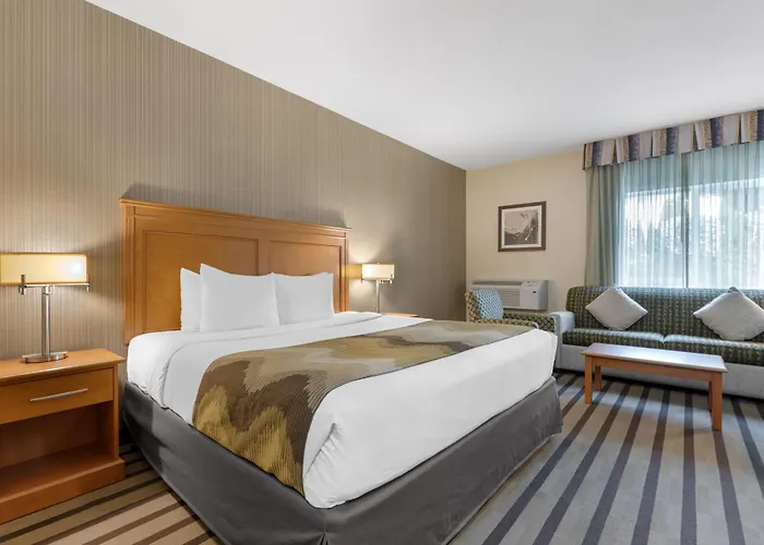 Best Western King George Inn & Suites