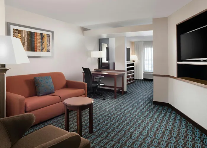 Fairfield Inn & Suites By Marriott Waco North