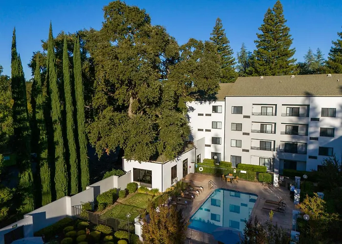 Courtyard Sacramento Airport Natomas