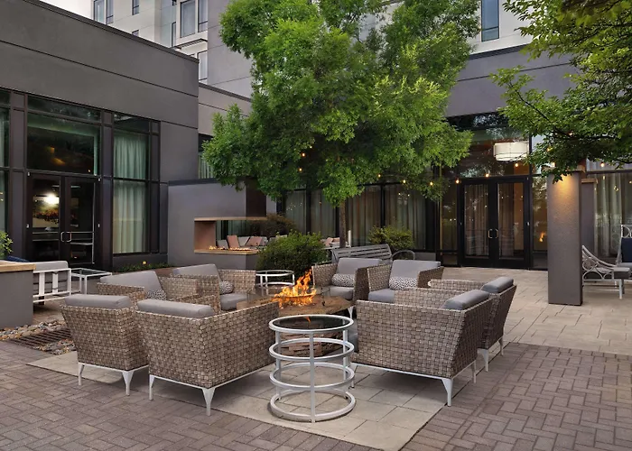 Embassy Suites By Hilton Knoxville West