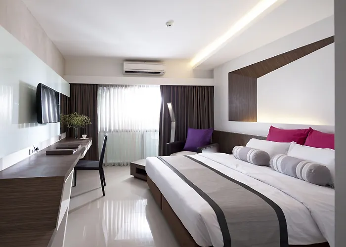 Nine Forty One Hotel