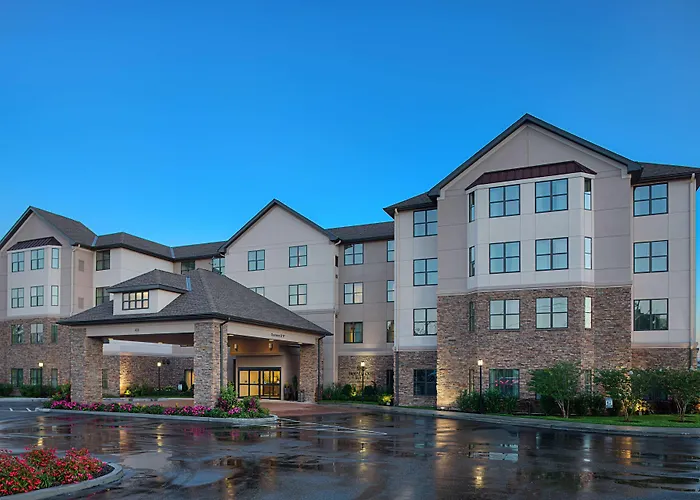 Homewood Suites By Hilton - Garden City, Ny