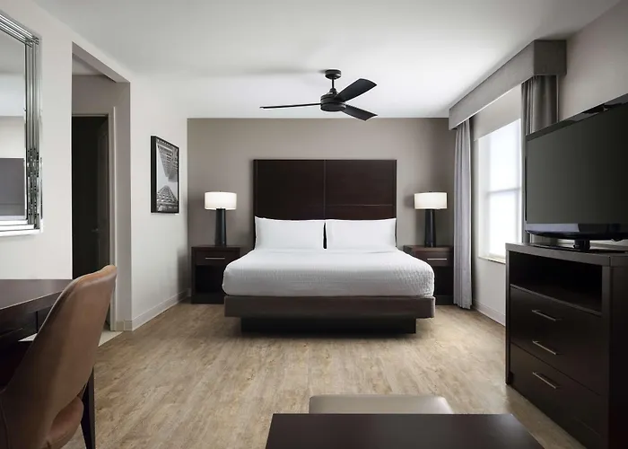 Homewood Suites By Hilton - Garden City, Ny
