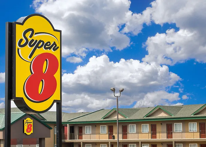 Super 8 By Wyndham Fox Creek
