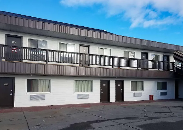 Motel 6-, Bc