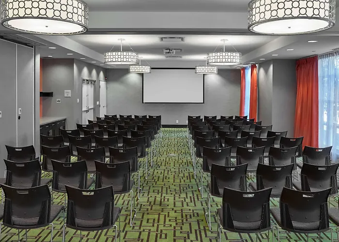 Hampton Inn By Hilton Calgary Airport North