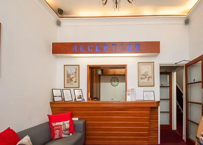 St George'S Hotel