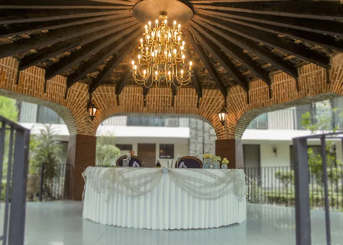 Radisson Hotel & Convention Center Toluca