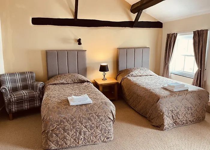 Cain Valley Hotel