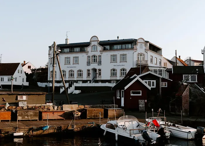 Hotel Sandvig Havn