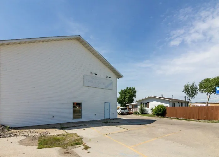 Rodeway Inn West Fargo Main Ave