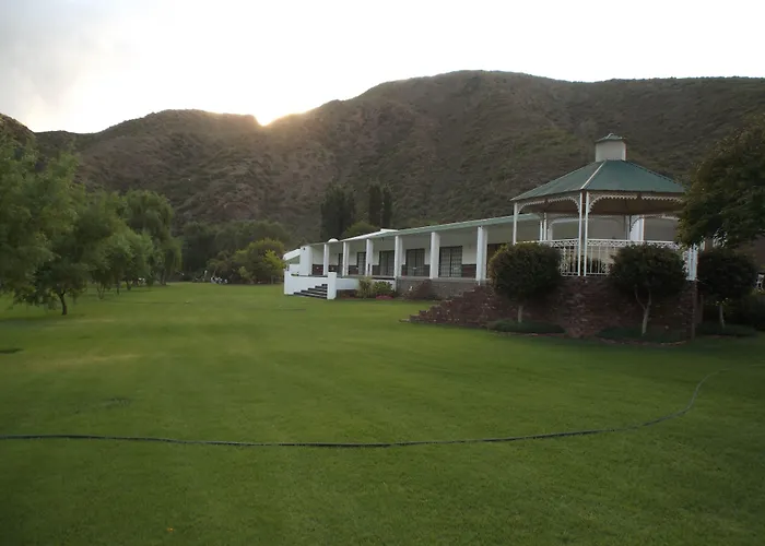 Old Mill Lodge, Seasonal Working Ostrich Farm & Restaurant, Oudtshoorn