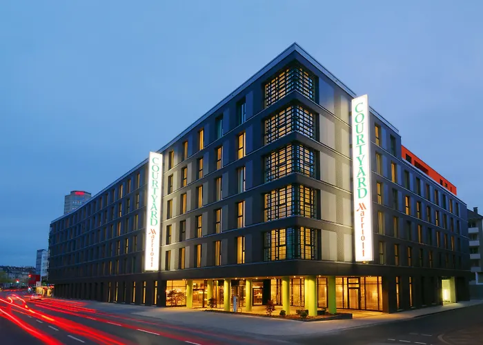 Hotel Courtyard By Marriott Köln