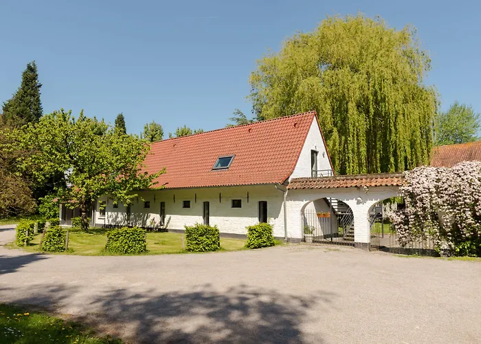 La Ferme Blanche, The Originals Relais