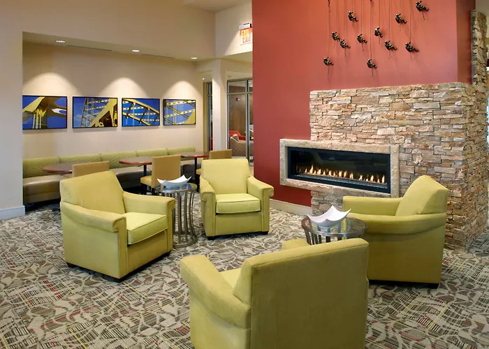 Homewood Suites By Hilton Pittsburgh Airport/Robinson Mall Area