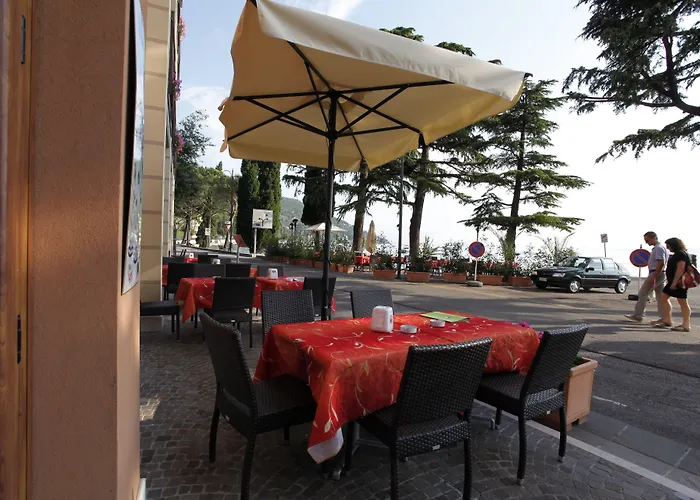 Hotel Lido Torri Del Benaco