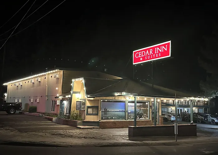 Cedar Inn & Suites