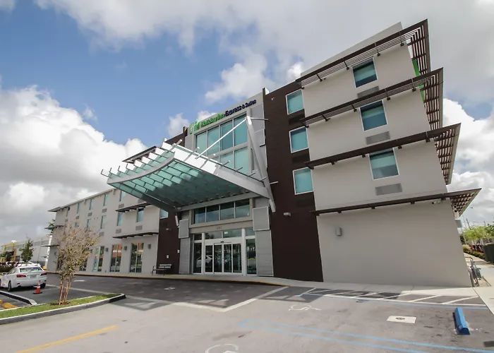 Holiday Inn Express & Suites Miami Airport East By Ihg