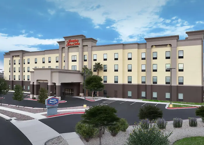 Hampton Inn & Suites /East