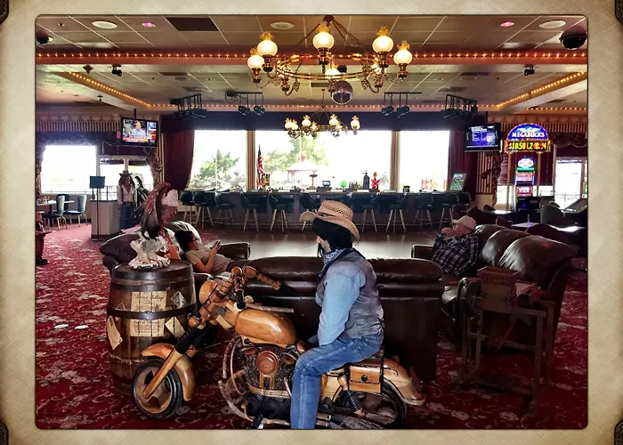 Longstreet Inn & Casino