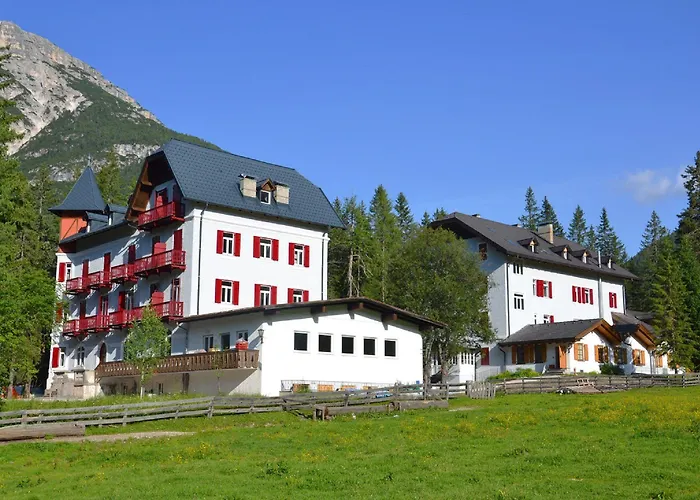 Hotel Croda Rossa