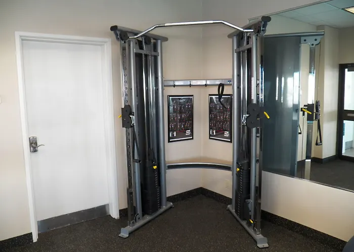 Best Western Plus Cottontree Inn