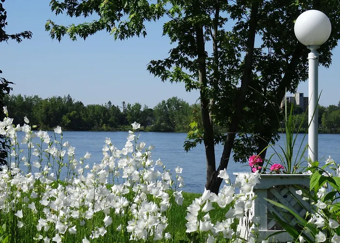 Belle Riviere