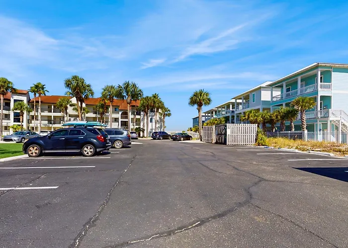 Sunset Harbor Palms 1-204