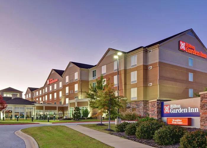 Hilton Garden Inn And Fayetteville Convention Center