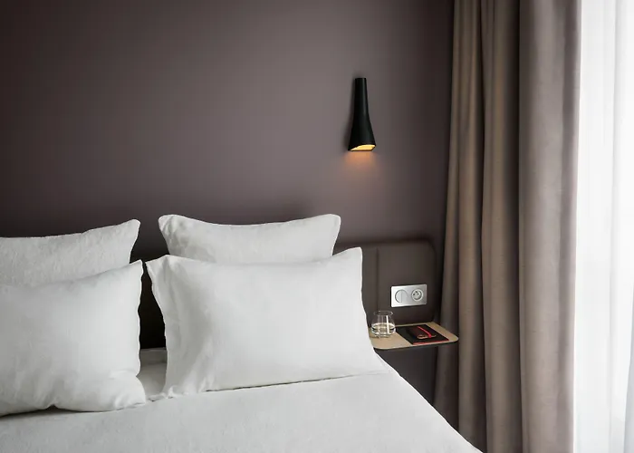 Okko Hotels Grenoble Jardin Hoche