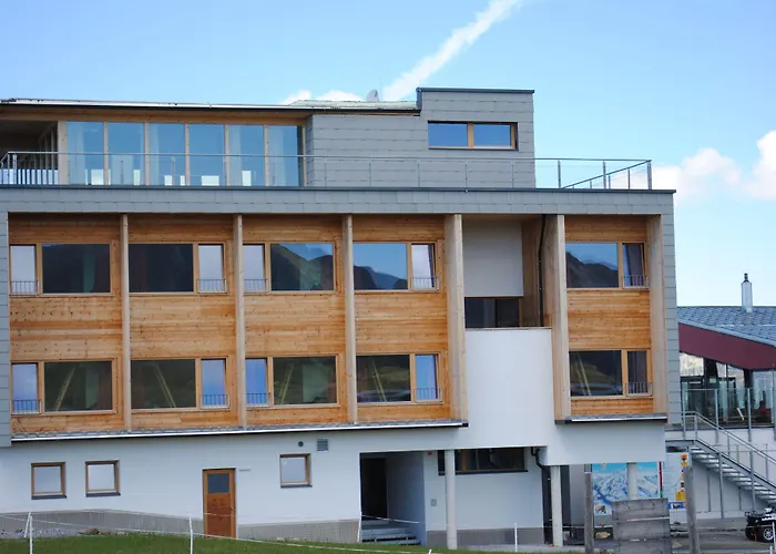 Venet Gipfelhütte