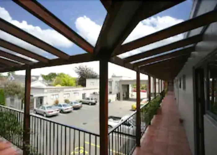 Chancellor Motor Lodge And Conference Centre