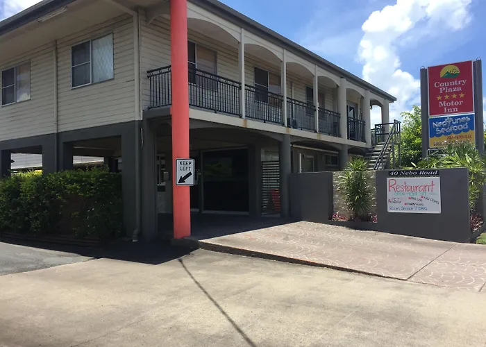Country Plaza Motor Inn
