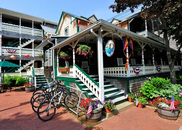 Pequot Hotel