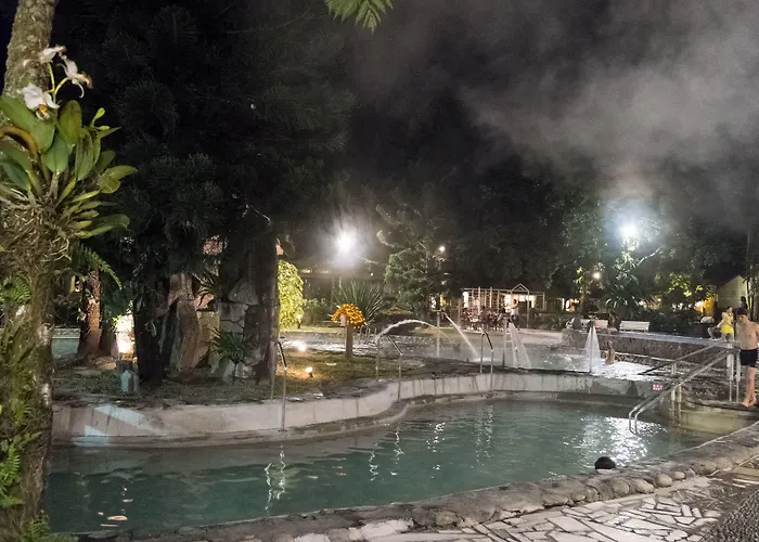 Rainbow Resort Hotel Wenquan