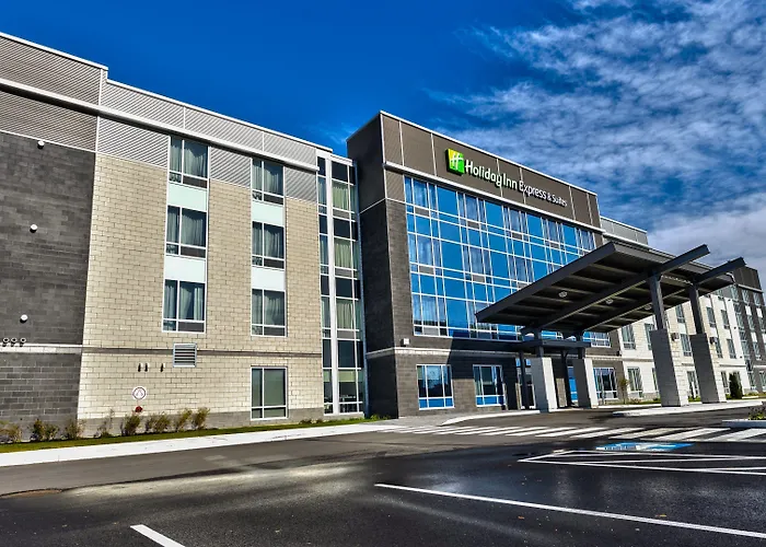 Holiday Inn Express & Suites Vaudreuil-Dorion By Ihg