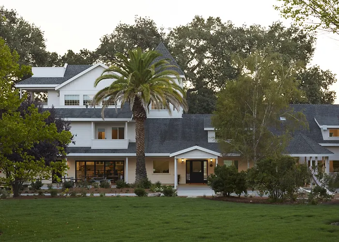 Summerwood Inn
